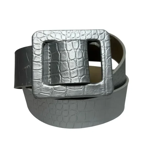 Betsey Johnson Silver Wide Leather Belt Size Medium Statement Reptile Embossed