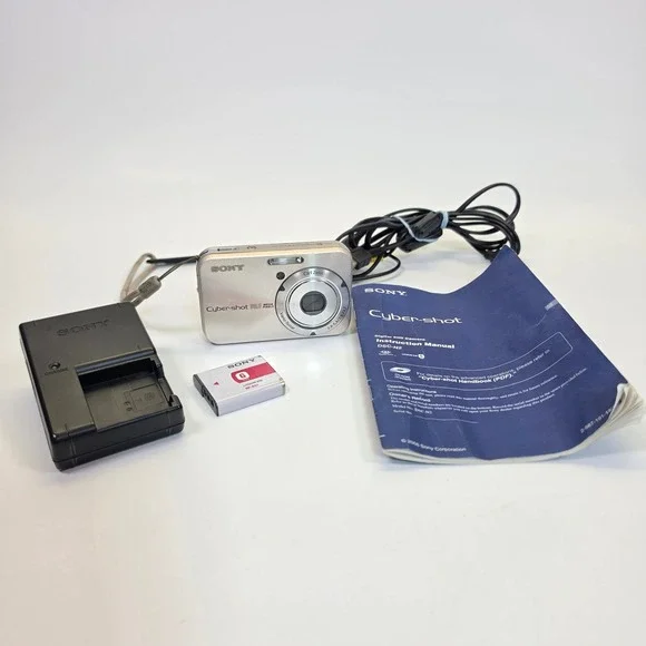 Sony Cyber-Shot DSC-N2 Digital Camera 10.1MP Gold Vario-Tessar Tested Bundle