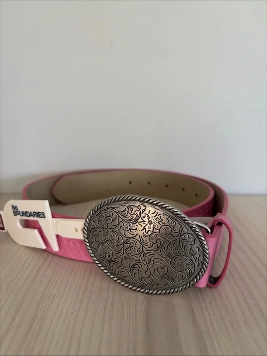No Boundaries New! Pink Belt with Ornate Antique Silver Oval Buckle