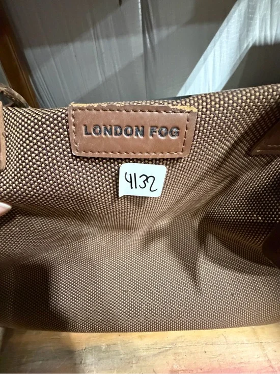 #4132-London Fog Brown Textured Tote with Leather Trim