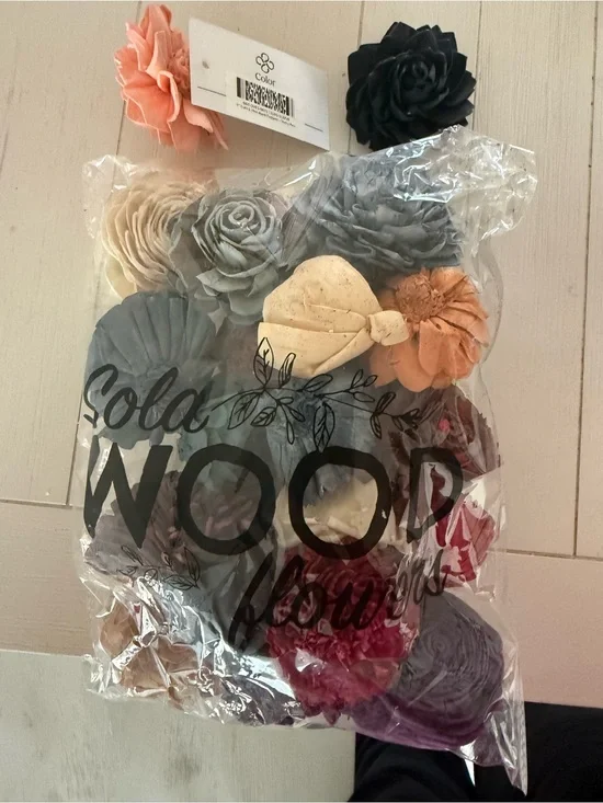 Sola Wood Flowers Assortment - Black, Peach, Cream, Gray, Pink