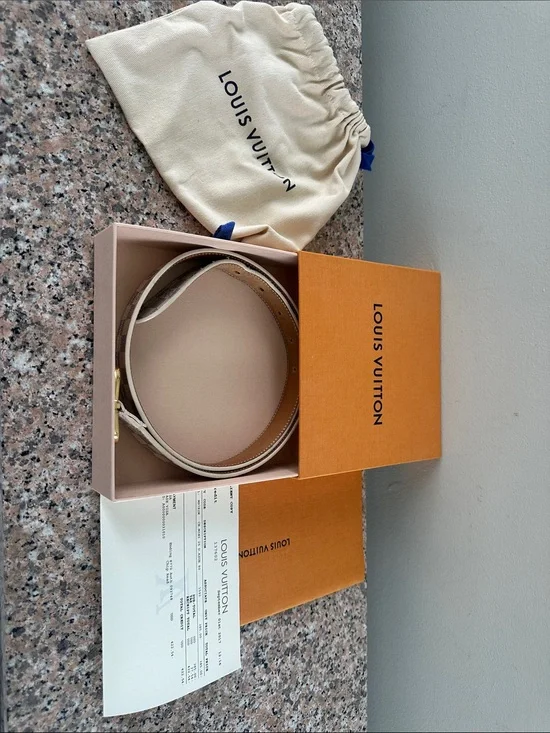 Louis Vuitton Taupe/Beige Leather Belt with Gold Hardware