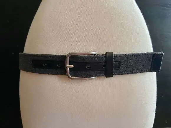 BANANA REPUBLIC Gray Wool/Leather Belt Women sz 34