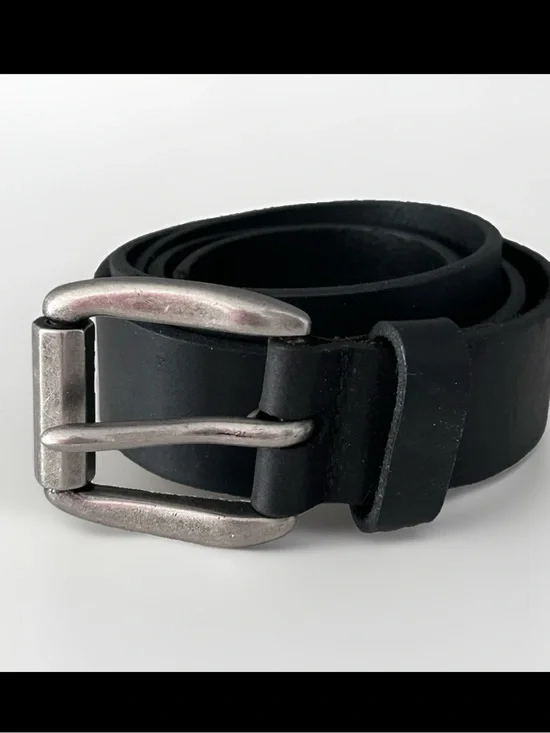 Black Leather Belt Mens Sz 46 Silver Buckle Made in Mexico