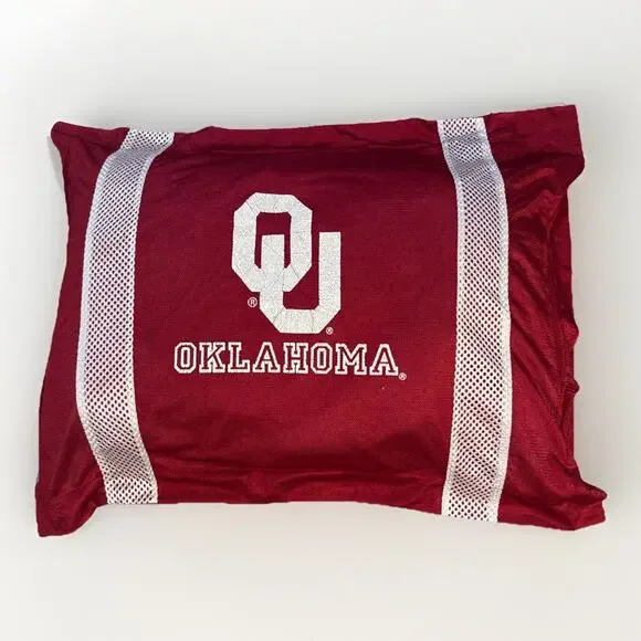 Vintage Oklahoma Sooners pillowcase sport coverage made in usa red ou ncaa