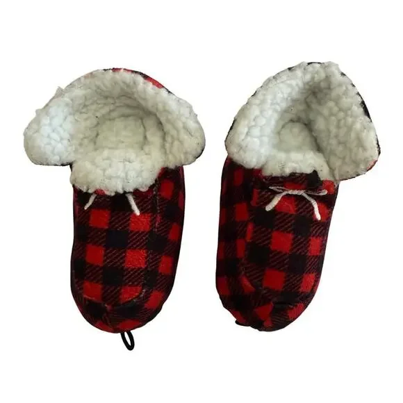 Bark Box 2 Piece Winter Shoe Plaid Booties in Red​​