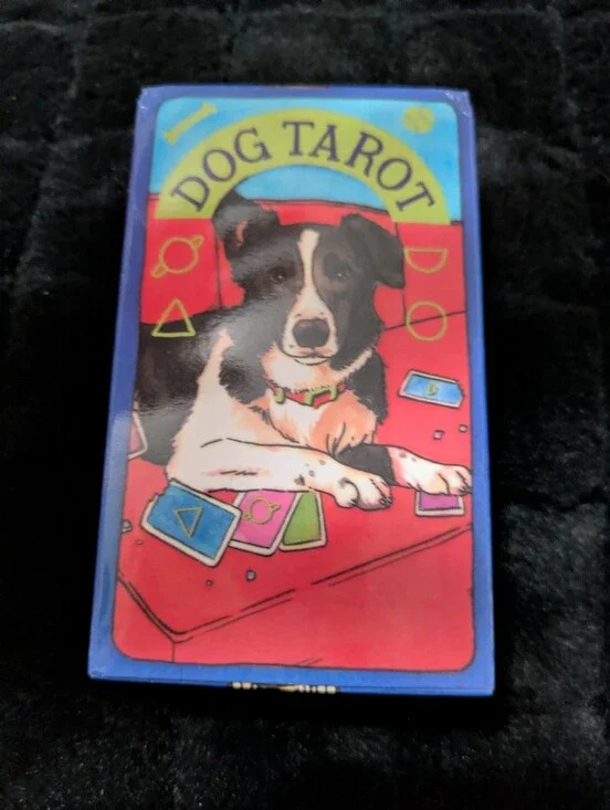 Chronicle Books Dog Tarot Deck - Blue, Red, Yellow
