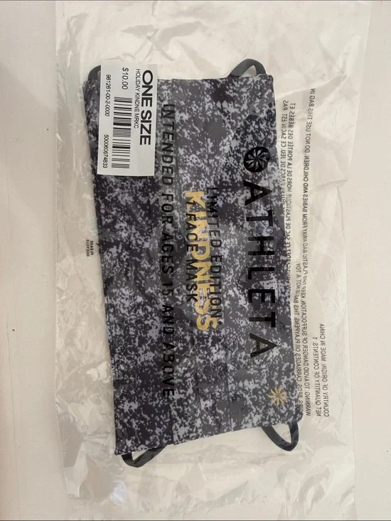 Athleta Black and Gray Speckled Face Mask