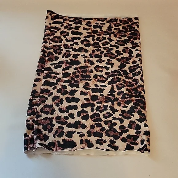 Leopard Gaiter