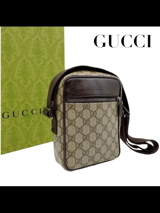 Gucci Beige/Brown GG Supreme Messenger Crossbody