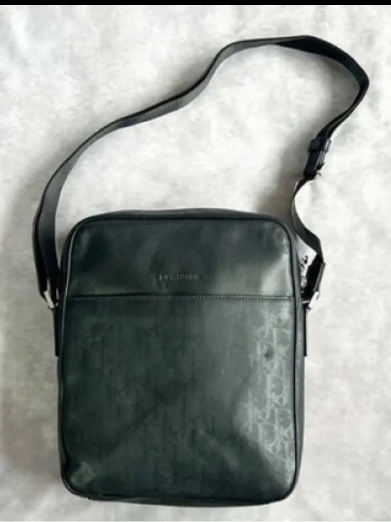 Dior Men’s Dark Green Messenger Crossbody Bag