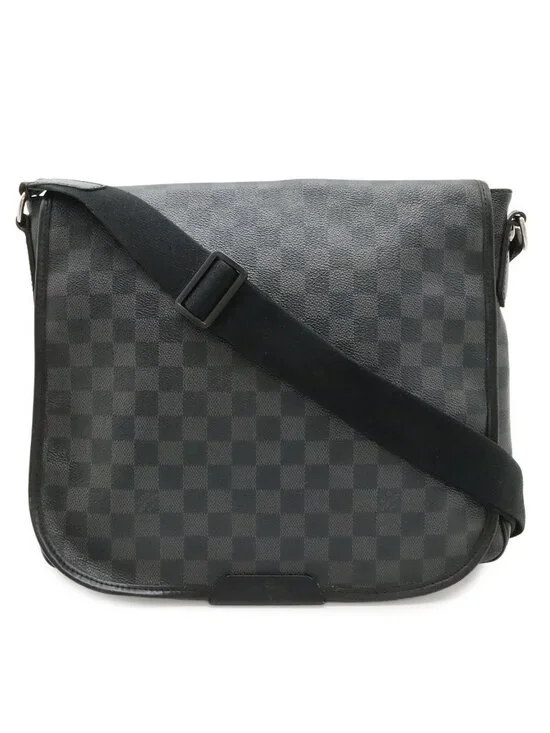 Louis Vuitton Damier Graphite Daniel MM Messenger