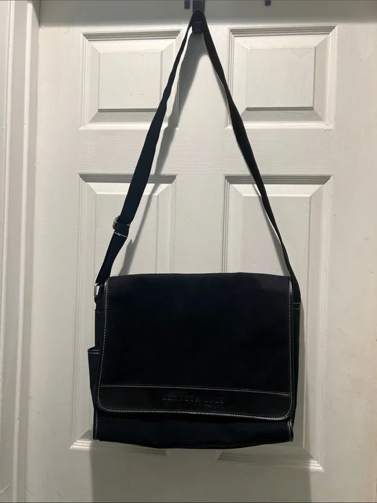Kenneth Cole New York Black Men's Messenger Bag