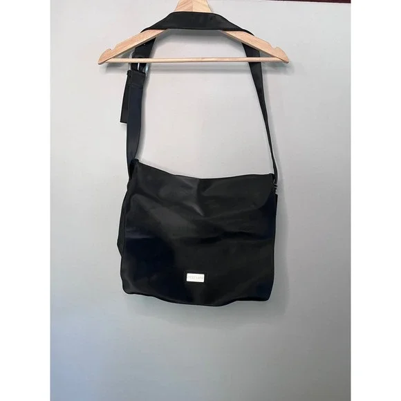 Kenneth Cole Reaction Messenger Bag Black Nylon Crossbody Laptop Satchel Bag