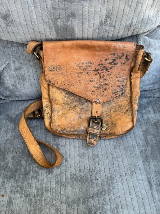 Distressed Tan Leather Messenger Bag with Adjustable Strap