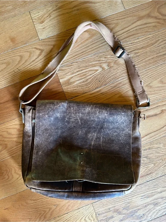 Vintage Banana Republic Brown Leather Messenger Bag - Men
