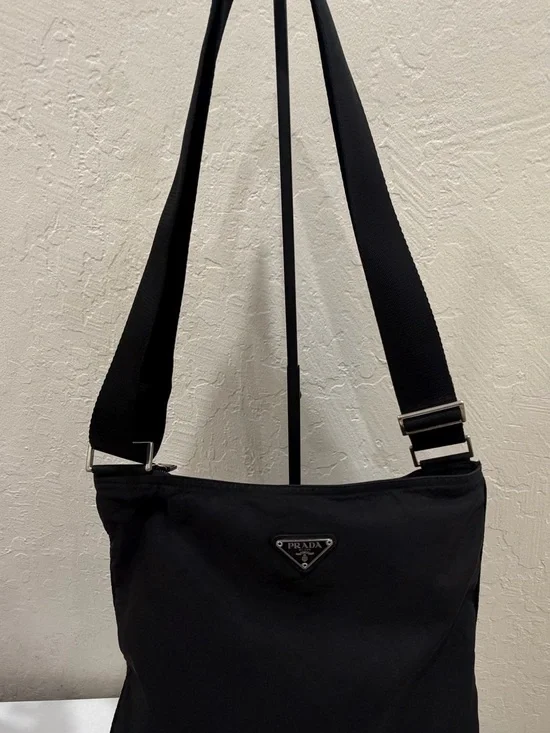 Vintage PRADA Black Tessuto Nylon Crossbody