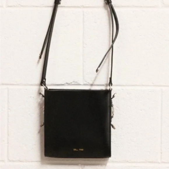 Black Leather Square Crossbody Bag - Unbranded