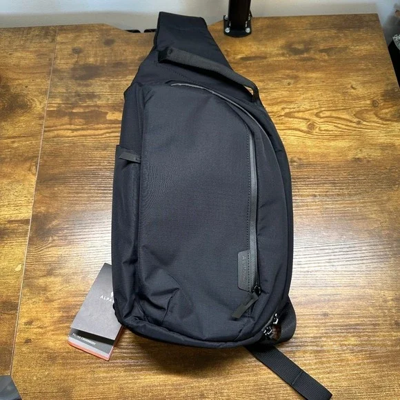 NEW Alpaka Metro Crossbody Left Shoulder Bag Black Axoflux 210D Hiking Backpack
