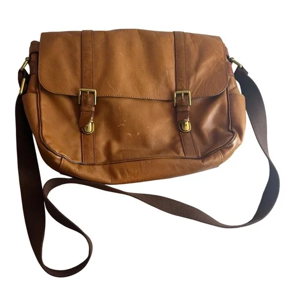 Fossil‎ Tan Leather Messenger Bag Adjustable Crossbody Satchel Brass Hardware