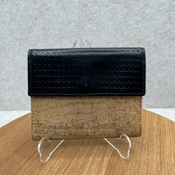 Leather Cork‎ Trifold Wallet OS Black Tan Boho Natural Eco Friendly 5x4