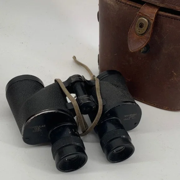 Vintage 1943‎ Nash-Kelvinator M3 6x30 Binoculars with M17 Leather Case WWII