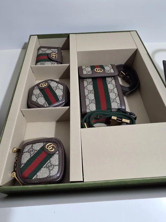 Gucci Beige GG Supreme Canvas Small Pouch Set with Green and Red Web Stripe