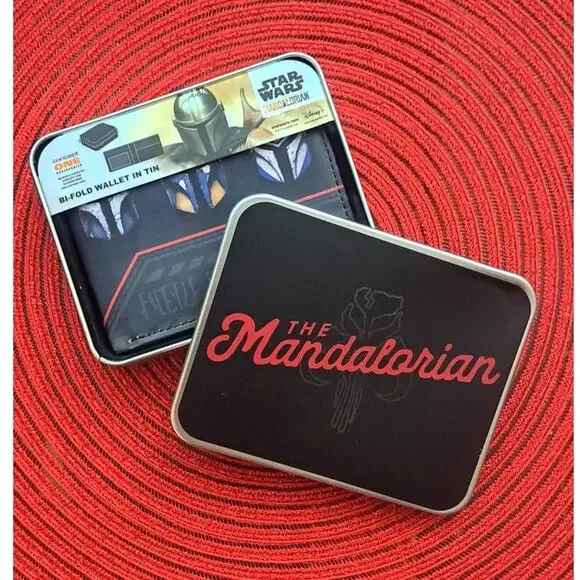 New Star Wars The Mandalorian Slim Bifold Wallet with Collectible Tin Case