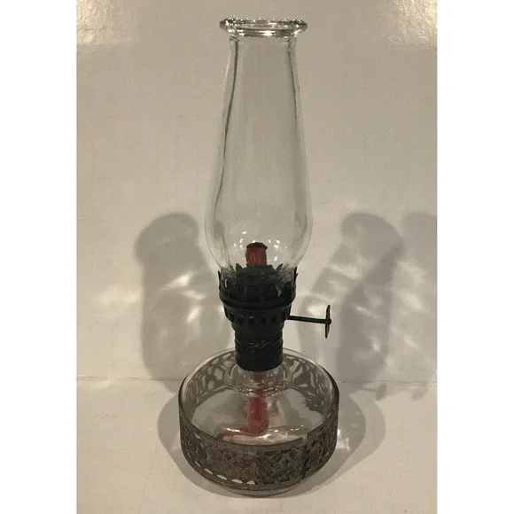 GLASS OIL KEROSENE LAMP RETICULATED METAL BAND 8