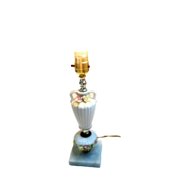 Vtg Japanese Porcelain Table Lamp w/ 3D Embossed Roses 12
