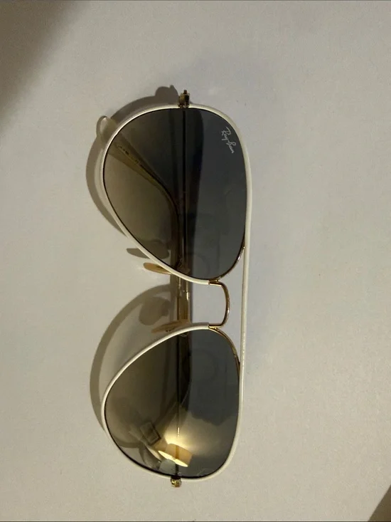 Ray-Ban White Frame Sunglasses with gray lenses. size 58. Case included