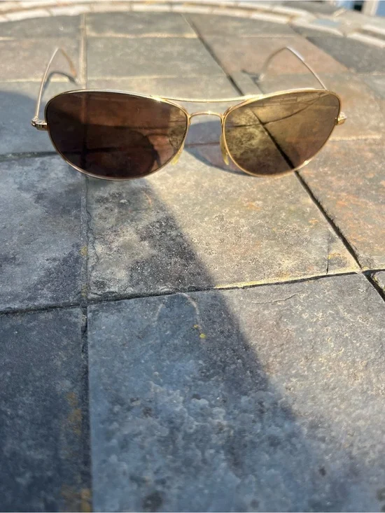 Ray-Ban Gold Frame Brown Lens Aviator Sunglasses