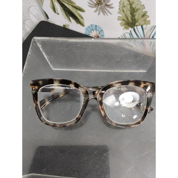 Nicole Miller  Crystal Tort  2.50 Reading Glasses