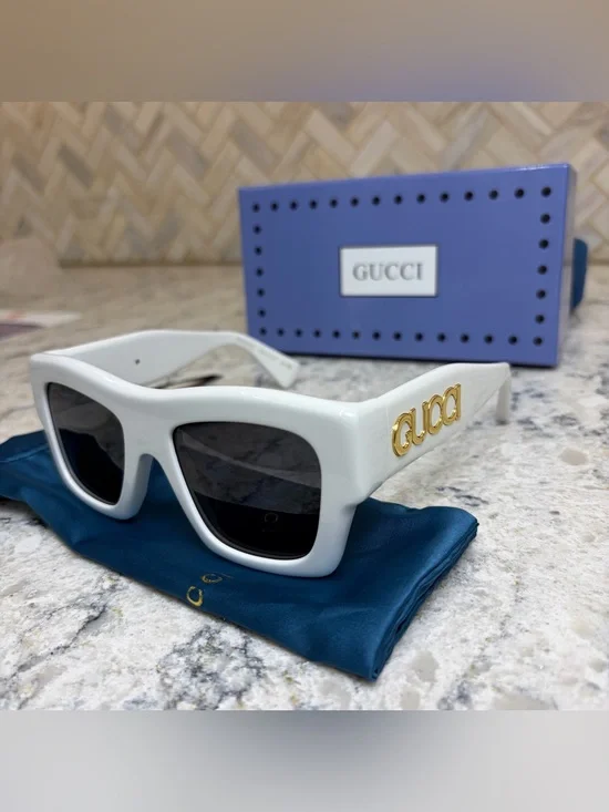 Gucci White Frame Sunglasses with Gold Logo and Black Lenses