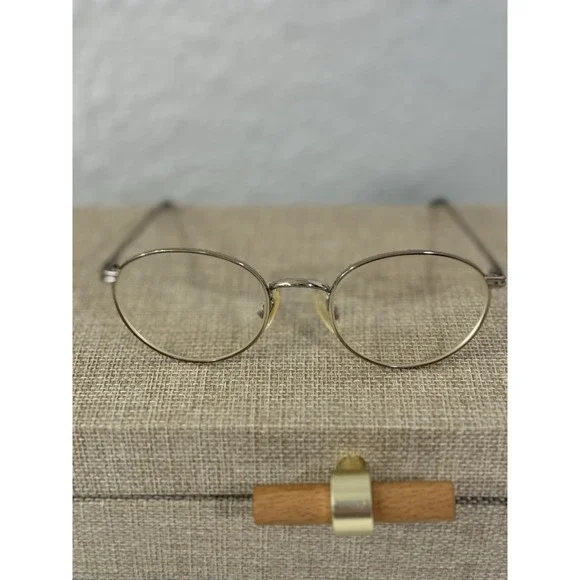 Vintage Vogue Florence VO 3117 Oval Metal Eyeglasses Italy w/case