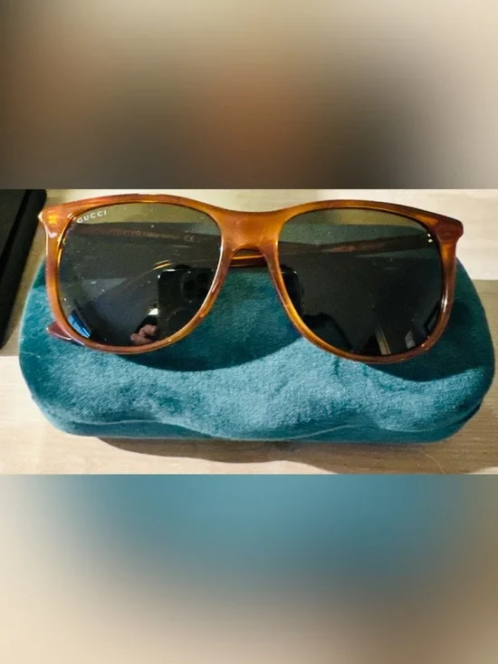 Authentic Gucci Brown Tortoiseshell Sunglasses