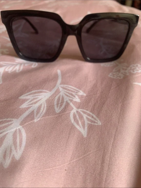 Vans sunglasses, black