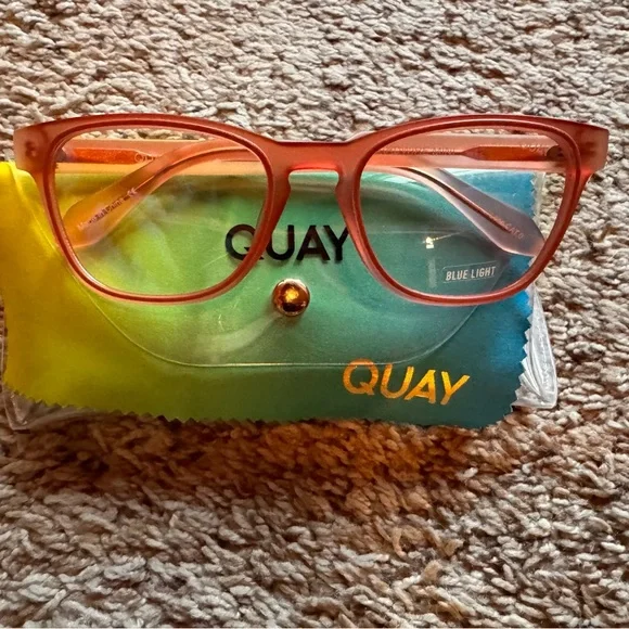 Quay Australia Pink Blue Light Reading Glasses