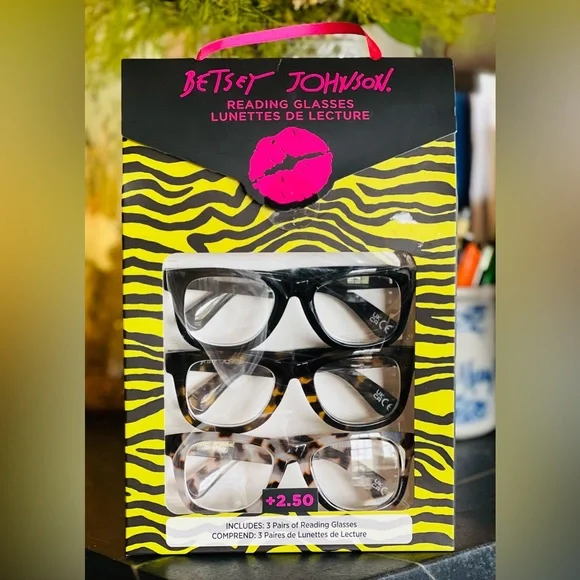 Betsey Johnson Set 3 Readers Reading Glasses (+2.5) NEW