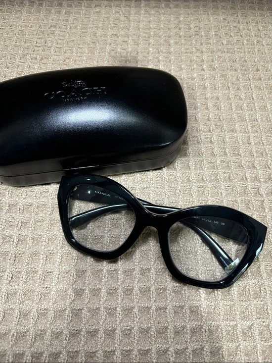 COACH Black Gloss Cat-Eye Optical Glasses with Case