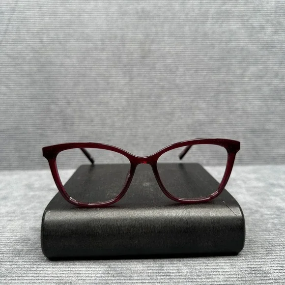 Foster Grant Design Optics Reading Y2K Glasses Wine Burgundy Cat Eye SR0525