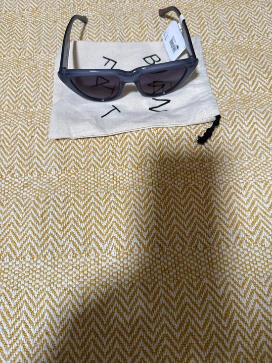 Madewell Gray Frame Sunglasses with Smoke Lenses