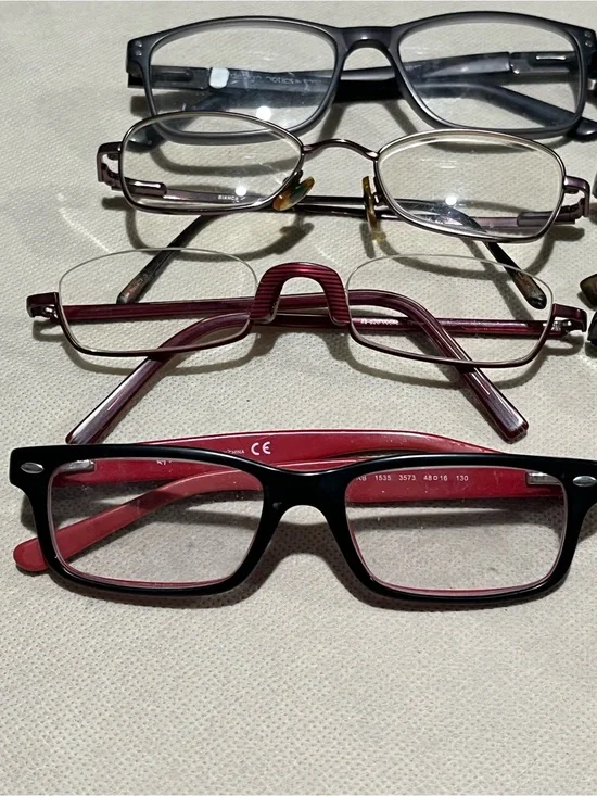 Lot of 8 glasses