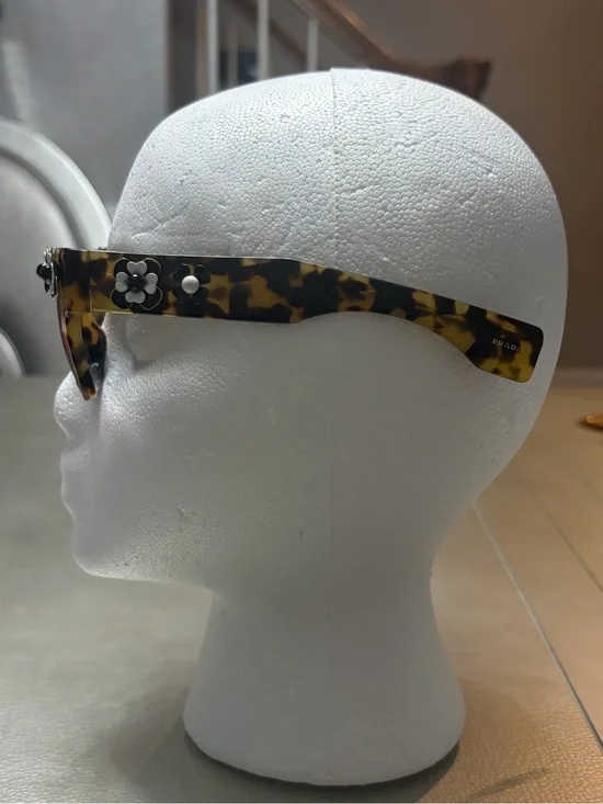 PRADA SPR 25P FLORAL APPLIQUE SUNGLASSES TORTOISE AUTHENTIC W/ BOX & POUCH