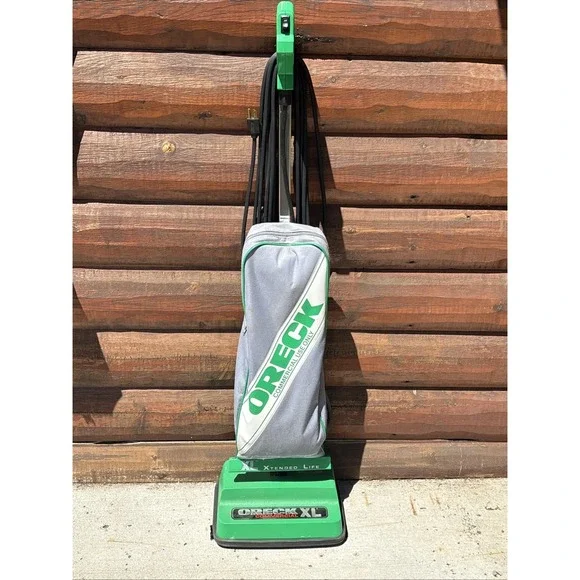 ORECK XL GREEN  VACUUM CLEANER  Commercial Oreck Vacuum Model 9300C  Tested