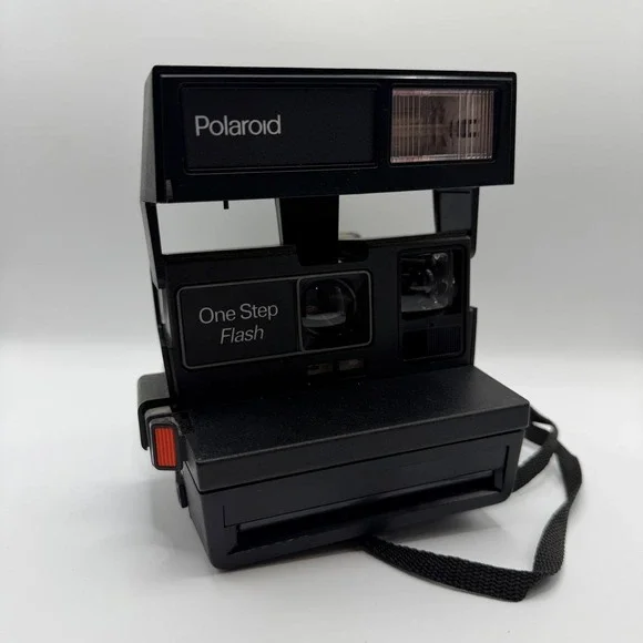 Vintage Polaroid One Step Flash 600 Instant Film Camera Black Auto Flash Strap