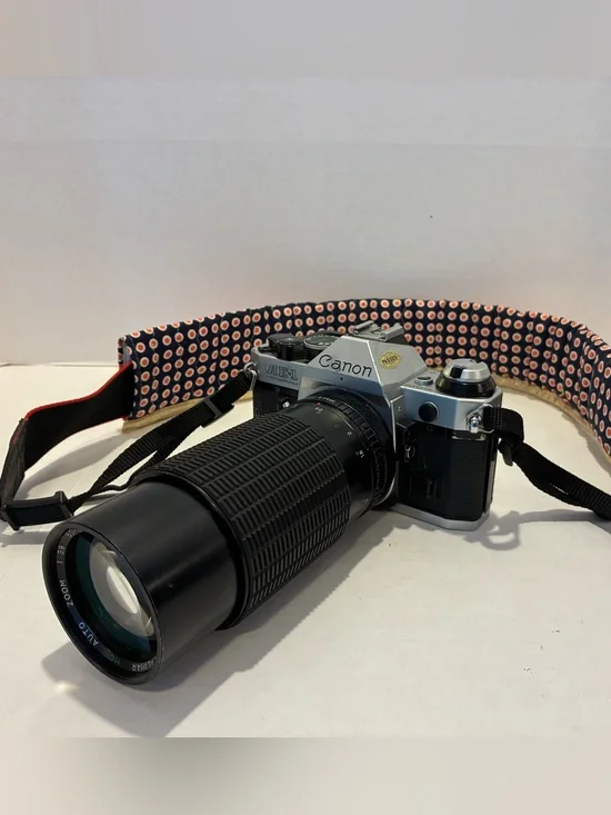 Canon  AE-1 Program 35mm Vintage Camera W/ FD 80-200mm Zoom Works
