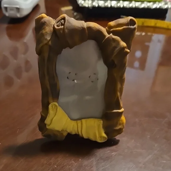 Decorative Dog Bone Frame