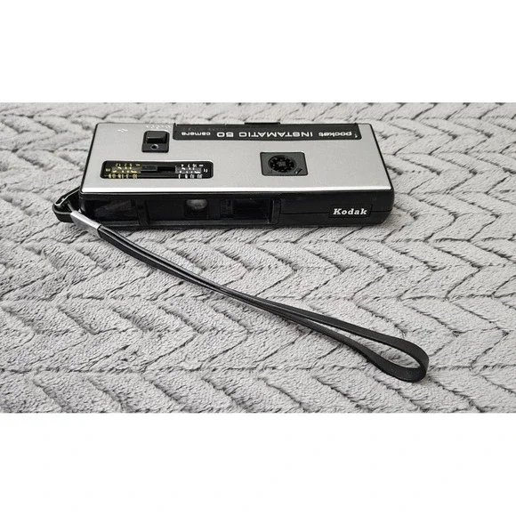 KODAK Pocket‎ Instamatic 50 Camera UNTESTED! Made In USA Black Silver