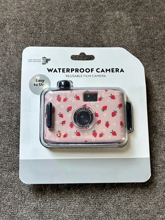 Waterproof Reusable Film Camera Pink Strawberry Print Vacation Beach Summer